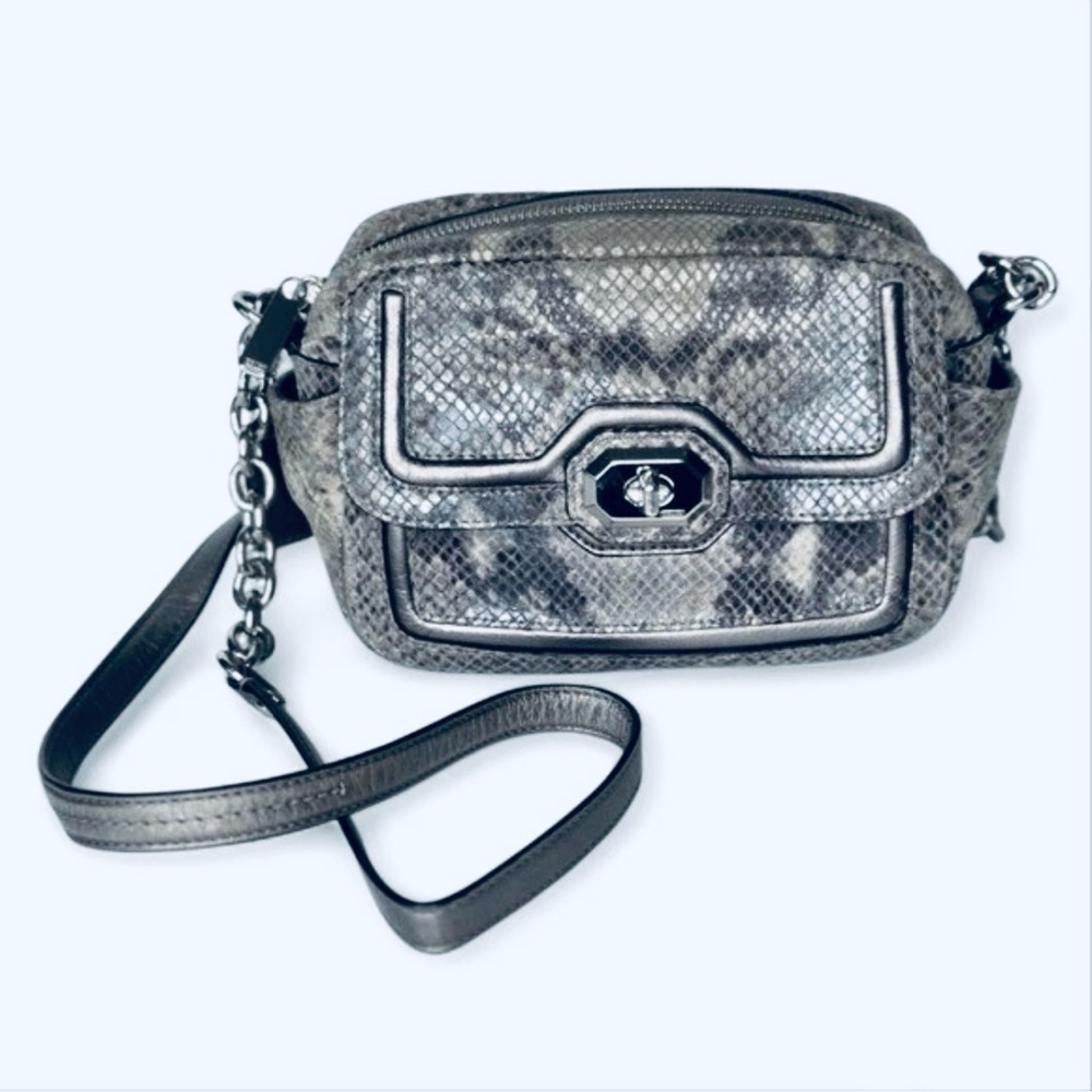 Coach Campbell Exotic Python Snakeskin Print Leather Crossbody Camera Bag $398 - Picture 3 of 12